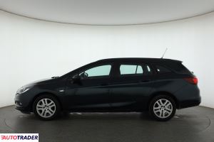 Opel Astra 2017 1.6 108 KM