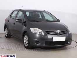 Toyota Auris 2011 1.3 97 KM
