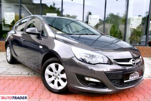 Opel Astra 2015 1.4 120 KM
