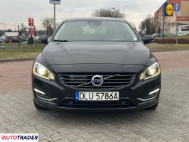 Volvo V60 2014 2.4 215 KM