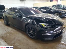 Tesla Model S 2021
