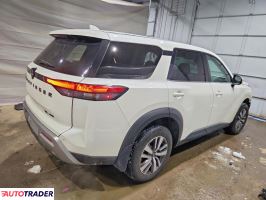 Nissan Pathfinder 2023 3