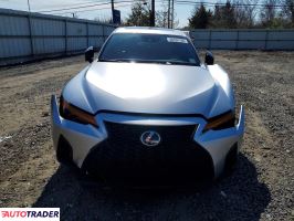 Lexus IS 2025 3