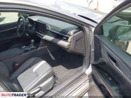 Toyota Camry 2025 2