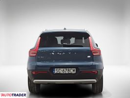 Volvo XC40 2022 1.5 180 KM