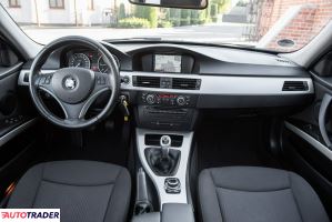BMW 320 2011 2.0 143 KM