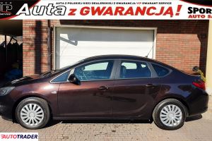 Opel Astra 2014 1.4 140 KM