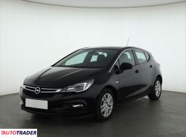 Opel Astra 2018 1.4 123 KM