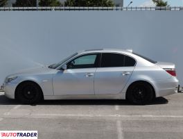 BMW 525 2006 2.5 214 KM