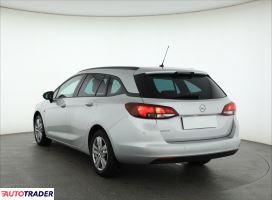 Opel Astra 2021 1.5 120 KM