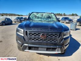 Nissan Frontier 2022 3