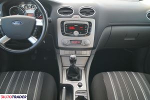 Ford Focus 2009 1.6 101 KM