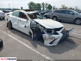 Lexus ES - zobacz ofertę