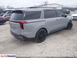 Kia Carnival 2025 3