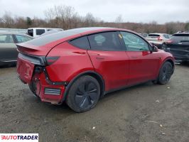 Tesla Model Y 2026