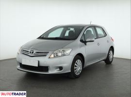 Toyota Auris 2013 1.3 97 KM Toyota Auris 2013 1.3 97 KM