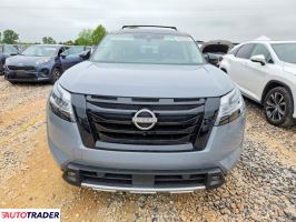 Nissan Pathfinder 2023 3
