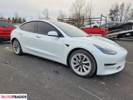 Tesla Model 3 2022