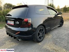 Honda Civic 2004 1.6 110 KM