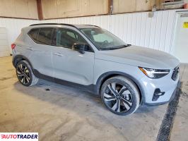 Volvo XC40 2024 2