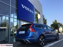 Volvo V60 2016 2.0 190 KM