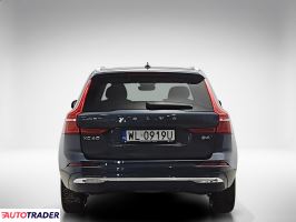 Volvo XC60 2022 2.0 197 KM