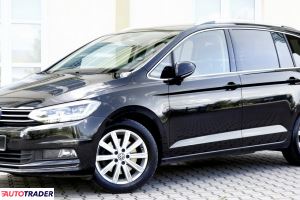 Volkswagen Touran 2018 2.0 150 KM