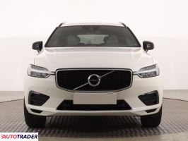 Volvo XC60 2019 2.0 187 KM