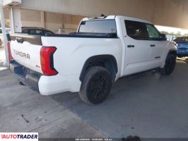 Toyota Tundra 2022 3