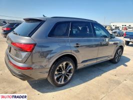 Audi Q7 2025 3