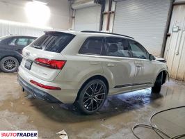Audi Q7 2023 3
