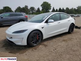 Tesla Model 3 2024