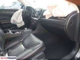 Chrysler 300C 2022 3