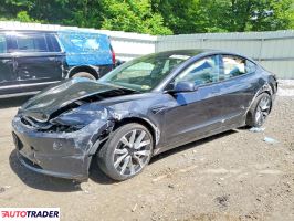 Tesla Model 3 2024