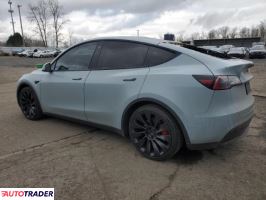 Tesla Model Y 2022 Tesla Model Y 2022