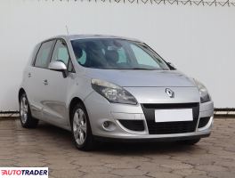 Renault Scenic 2011 2.0 138 KM