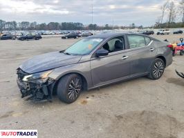 Nissan Altima - zobacz ofertę