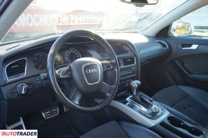 Audi A4 2010 2.0 136 KM