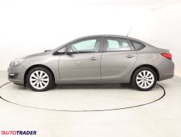 Opel Astra 2018 1.4 138 KM