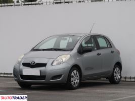Toyota Yaris 2010 1.3 97 KM