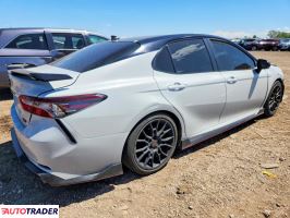 Toyota Camry 2021 3
