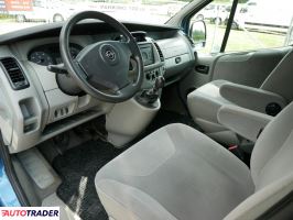 Opel Vivaro 2005 2.5 135 KM