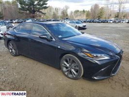 Lexus ES 2019 3
