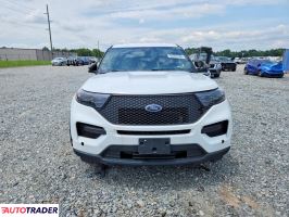 Ford Explorer 2022 3
