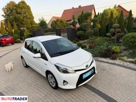 Toyota Yaris 2015 1.5 100 KM Toyota Yaris 2015 1.5 100 KM
