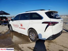 Toyota Sienna 2023 2