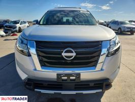 Nissan Pathfinder 2024 3