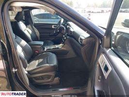 Ford Explorer 2022 3