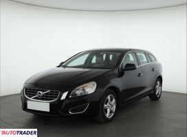 Volvo V60 2011 2.0 237 KM
