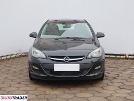 Opel Astra 2013 1.4 118 KM